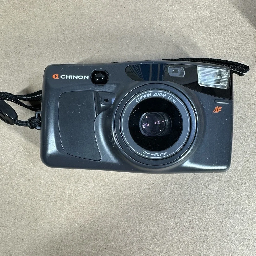 Chinon Pocket Zoom 35mm Compact Film Camera Auto Focus TESTED New Battery